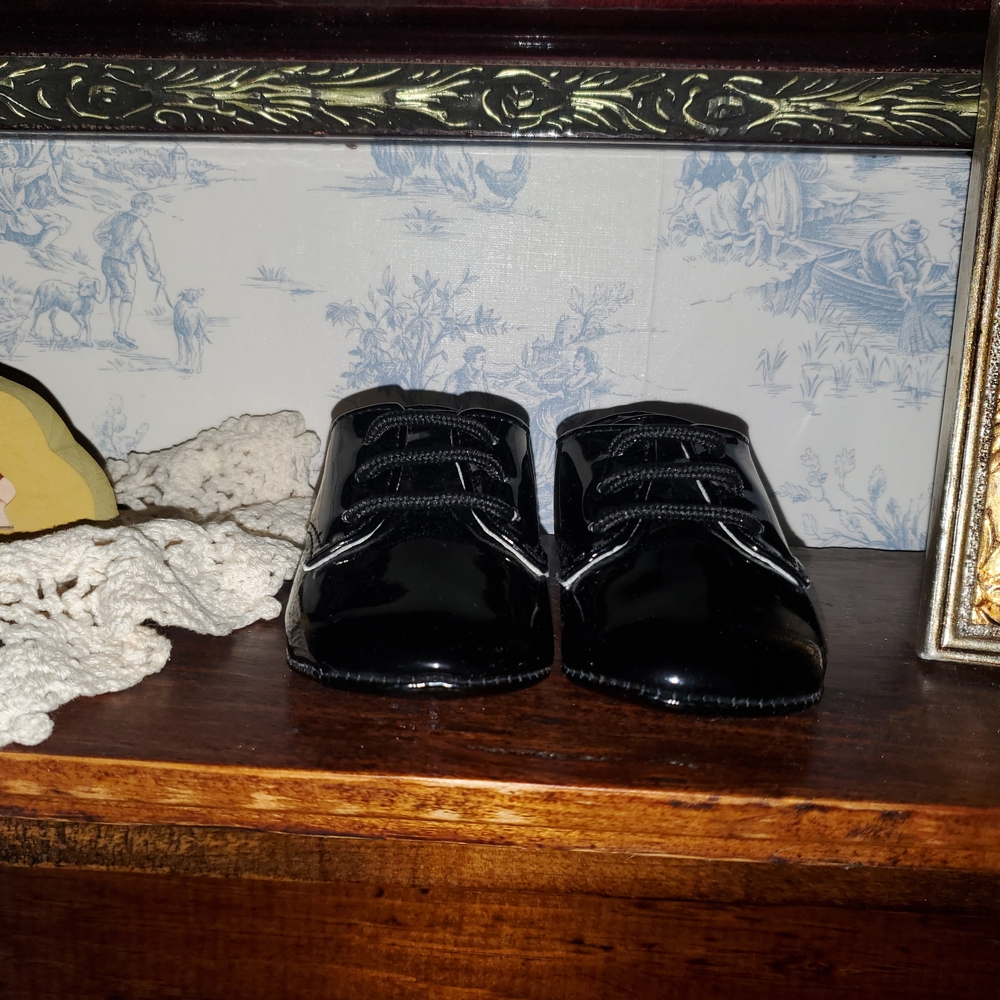 Shiny Black Baby Walker Shoes